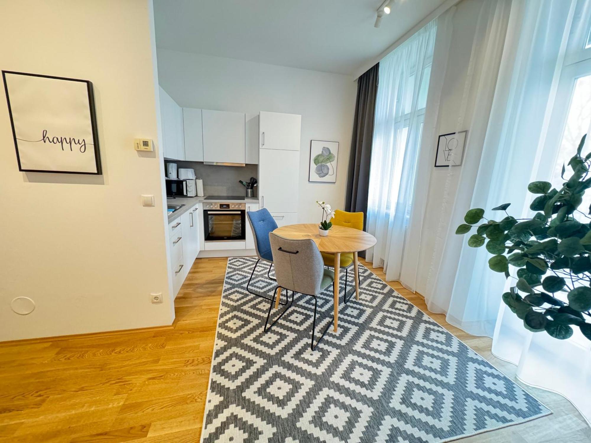 Trendy Apartment Zentral Gelegen ウィーン エクステリア 写真